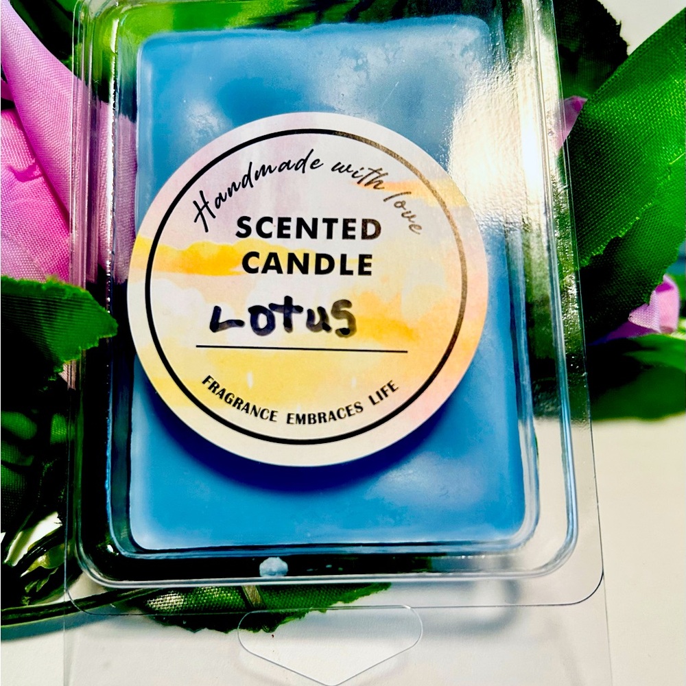 Hand Crafted Soy Wax Lotus Scented Wax Melts